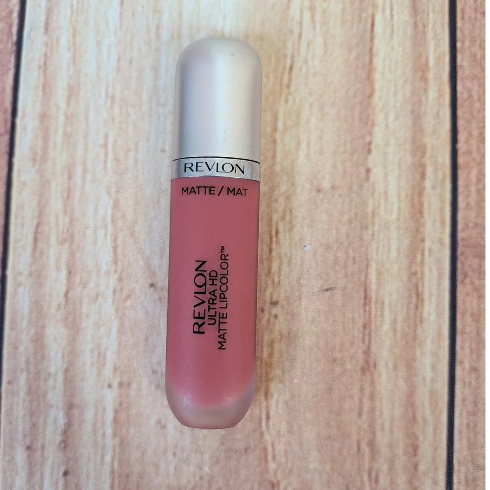 Revlon Ultra HD Matte Lipcolor 600 Devotion Pink Liquid Lipstick 0.2oz SEALED